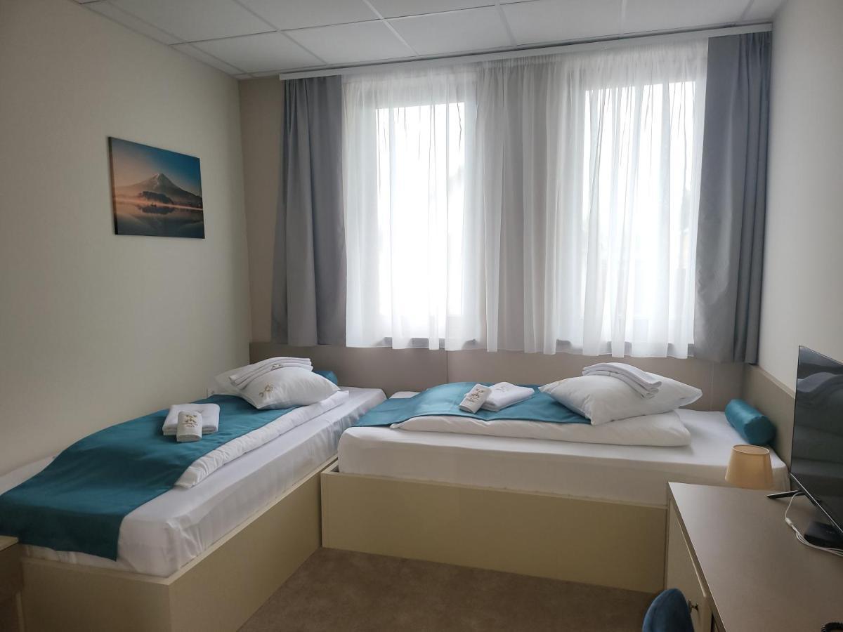 Garni Hotel Imperium Σουμπότικα Εξωτερικό φωτογραφία